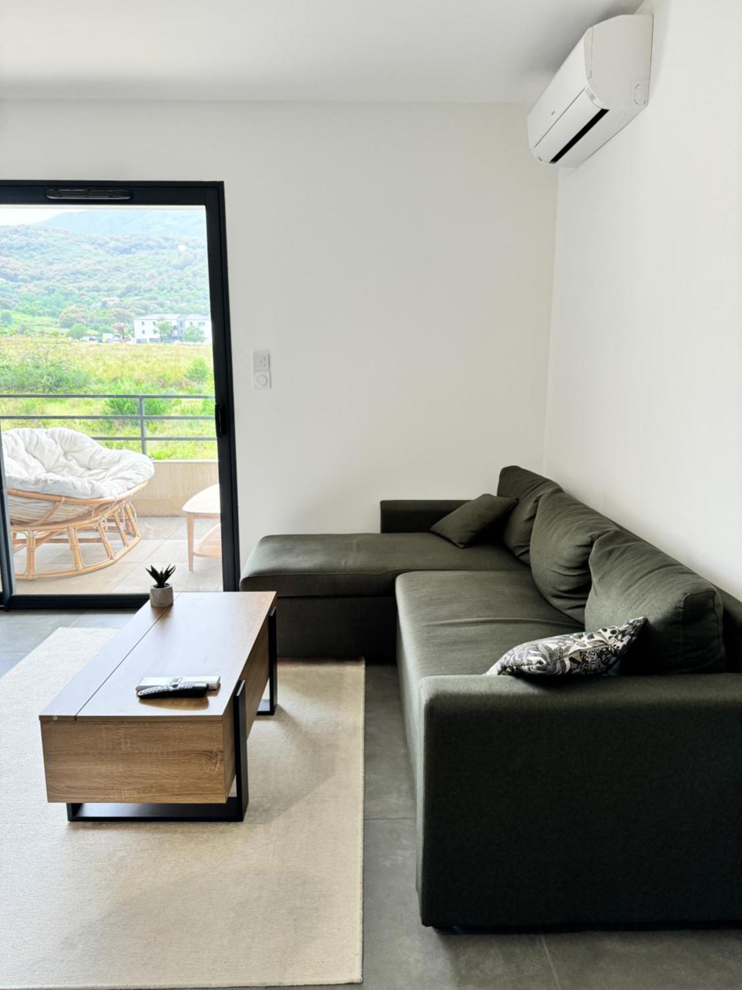 Calme Et Agreable Apartment *